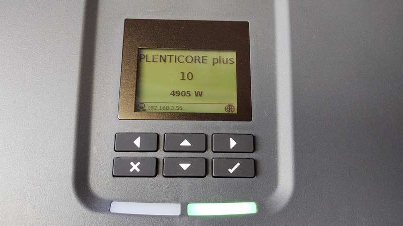 Plenticore 10 Plus Wechselrichter Display